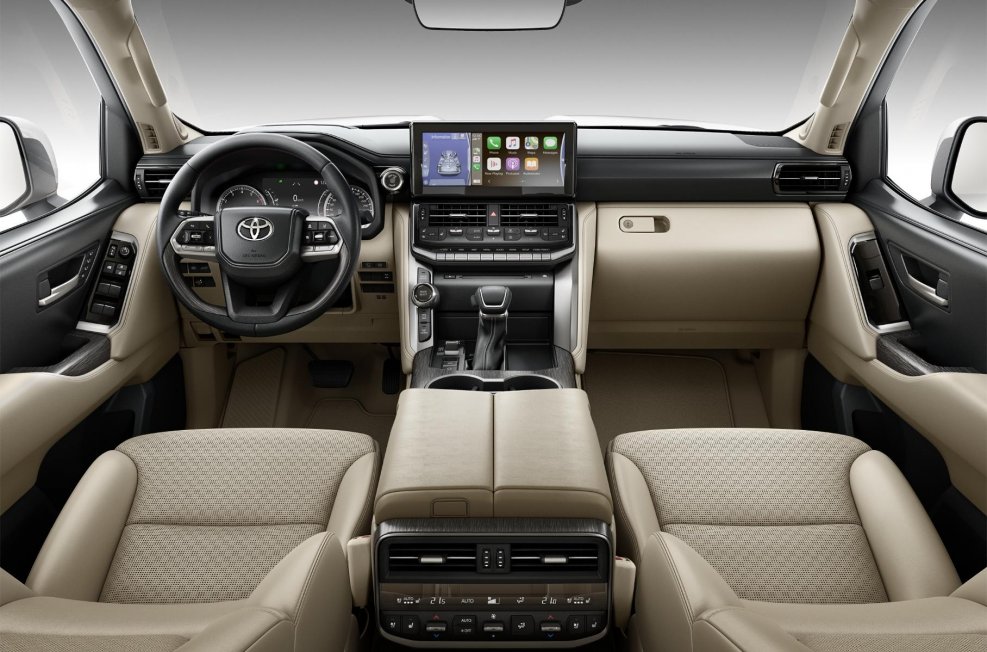 Toyota Land Cruiser 300 gr Sport 2021 салон