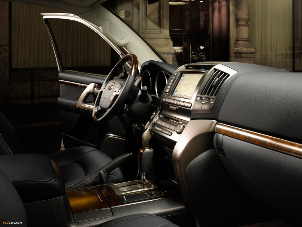 2022 Toyota Land Cruiser Interior