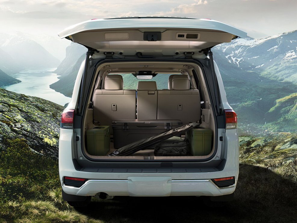 Toyota Land Cruiser 200 2017 салон