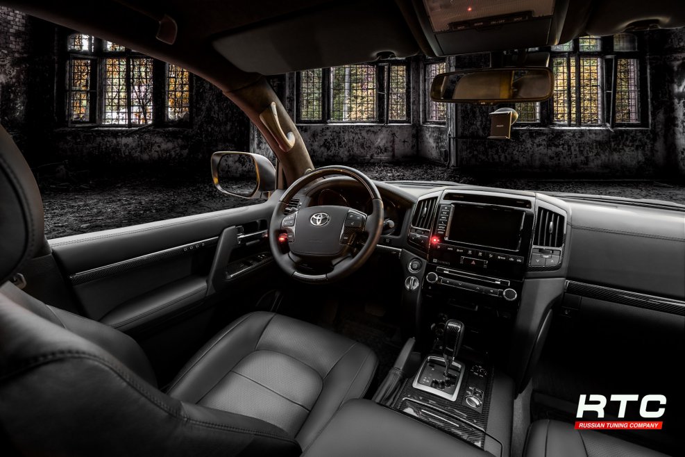 Toyota Land Cruiser 300 2021 Interior