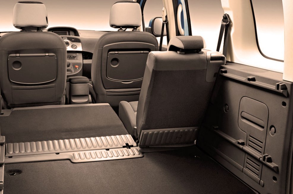 Renault Kangoo 2 салон