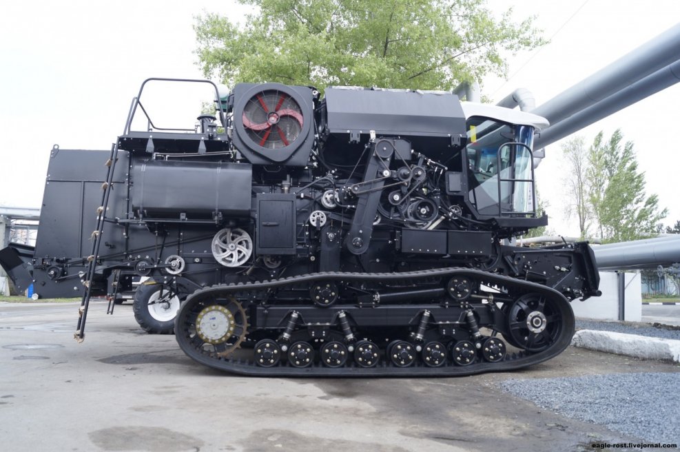 Комбайн РСМ 102 vector 450 track