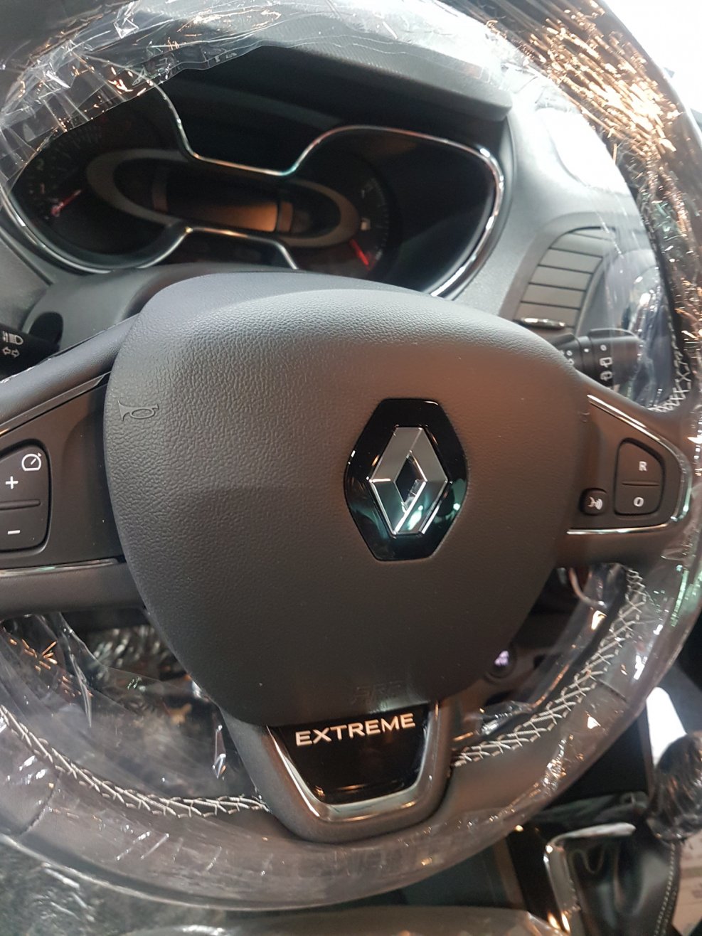 Renault Captur extreme салон