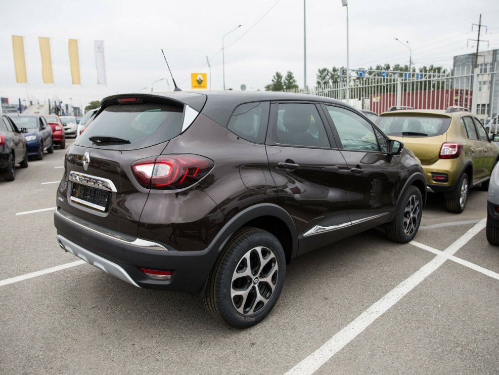 Renault Kaptur extreme коричневый