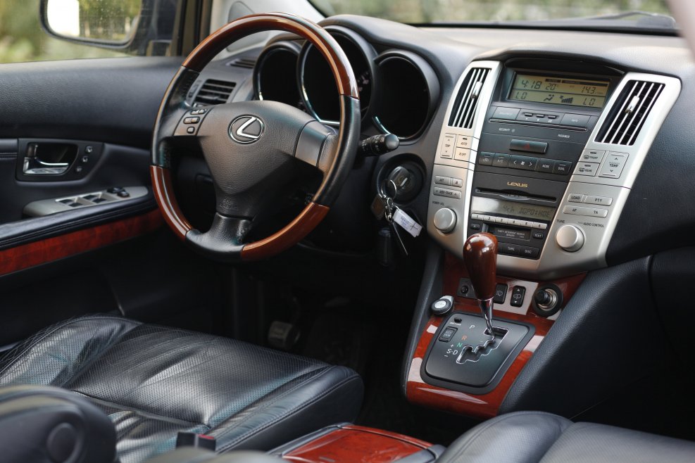 Lexus rx300 салон
