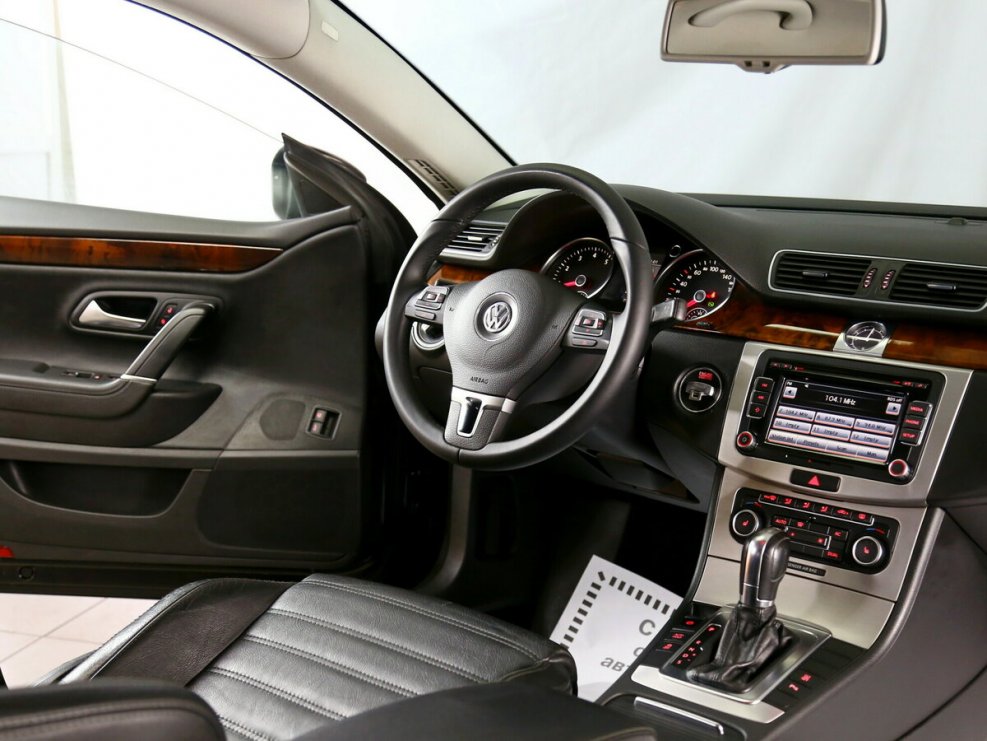Салон сс. Фольксваген Пассат СС 2010 салон. Volkswagen Passat cc 2010 салон. Пассат СС 2008 салон. Passat cc 2010 салон.