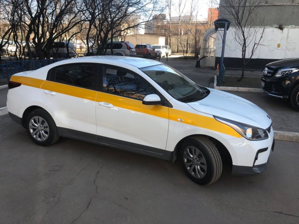 Киа Оптима такси Москва
