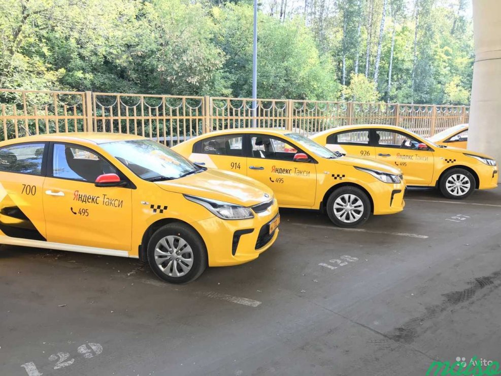 Kia Rio 2020 такси Москва