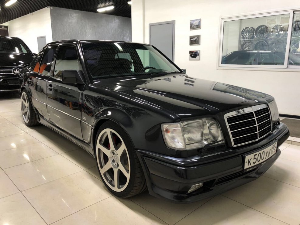 Mercedes Benz 124 волчок