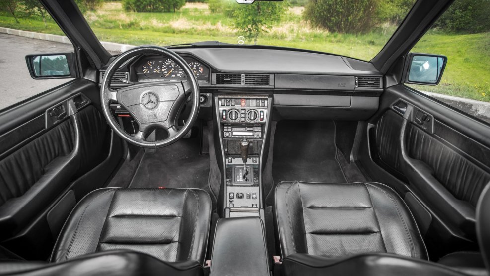 Мерседес w124 волчок салон