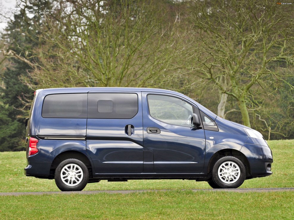 Nissan nv200