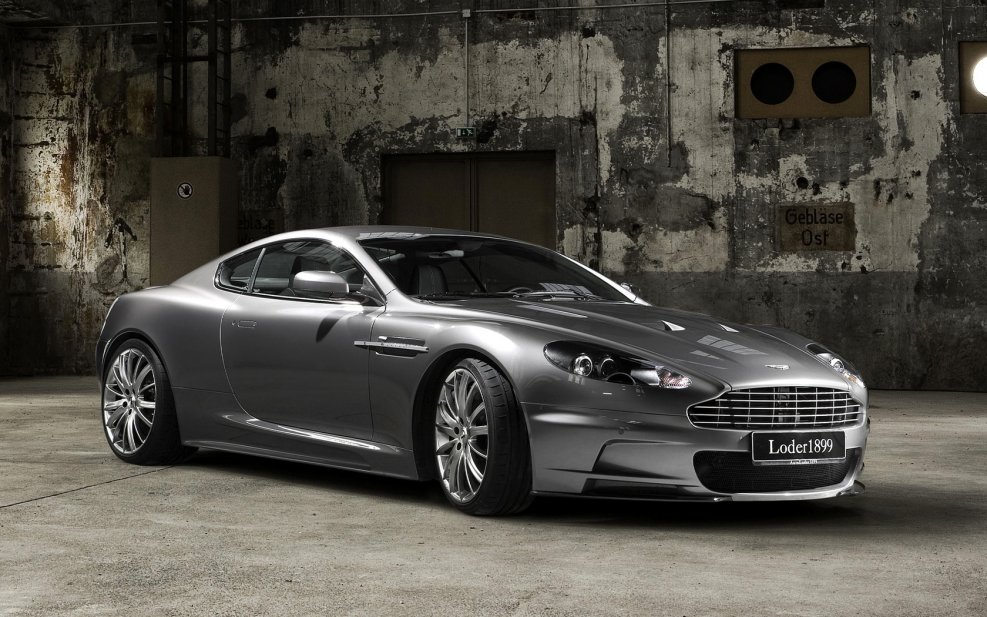 Aston Martin db9 2020