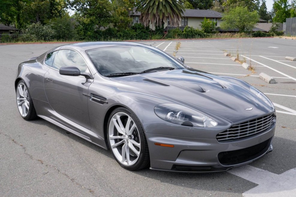 Aston Martin db9 gt
