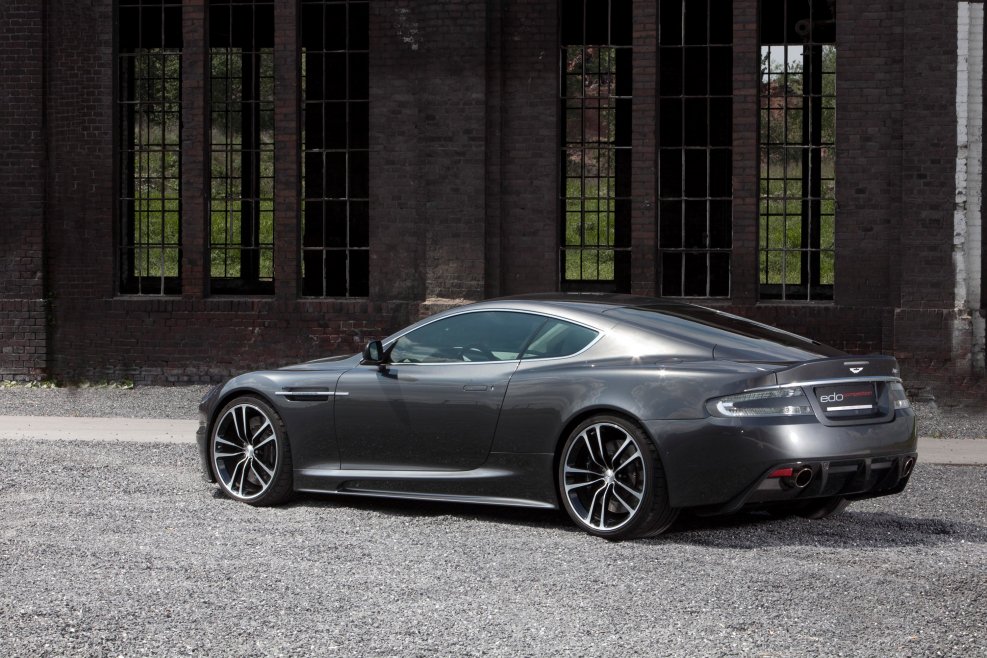 Aston Martin db9