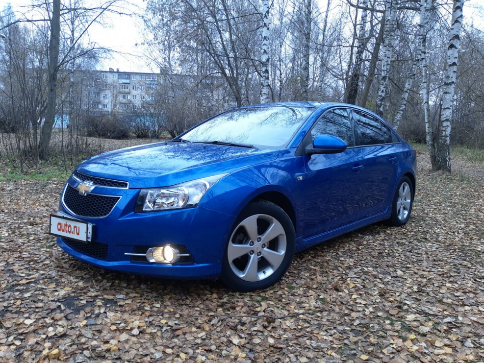 Шевроле Круз 2011 1.8
