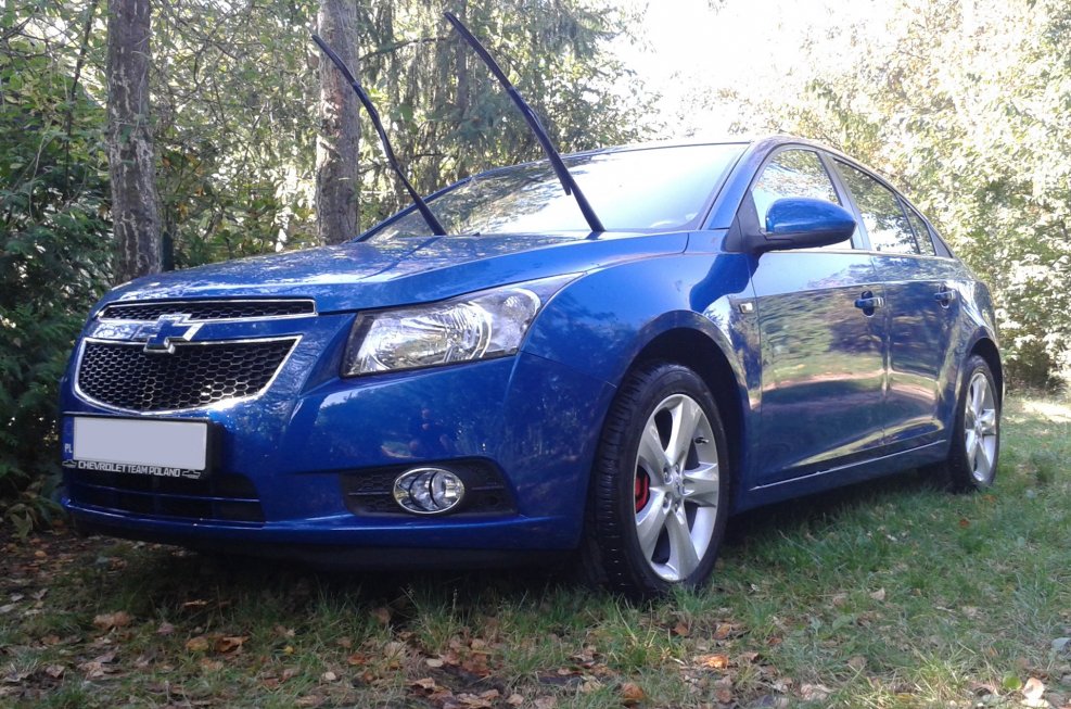 Chevrolet Cruze синий