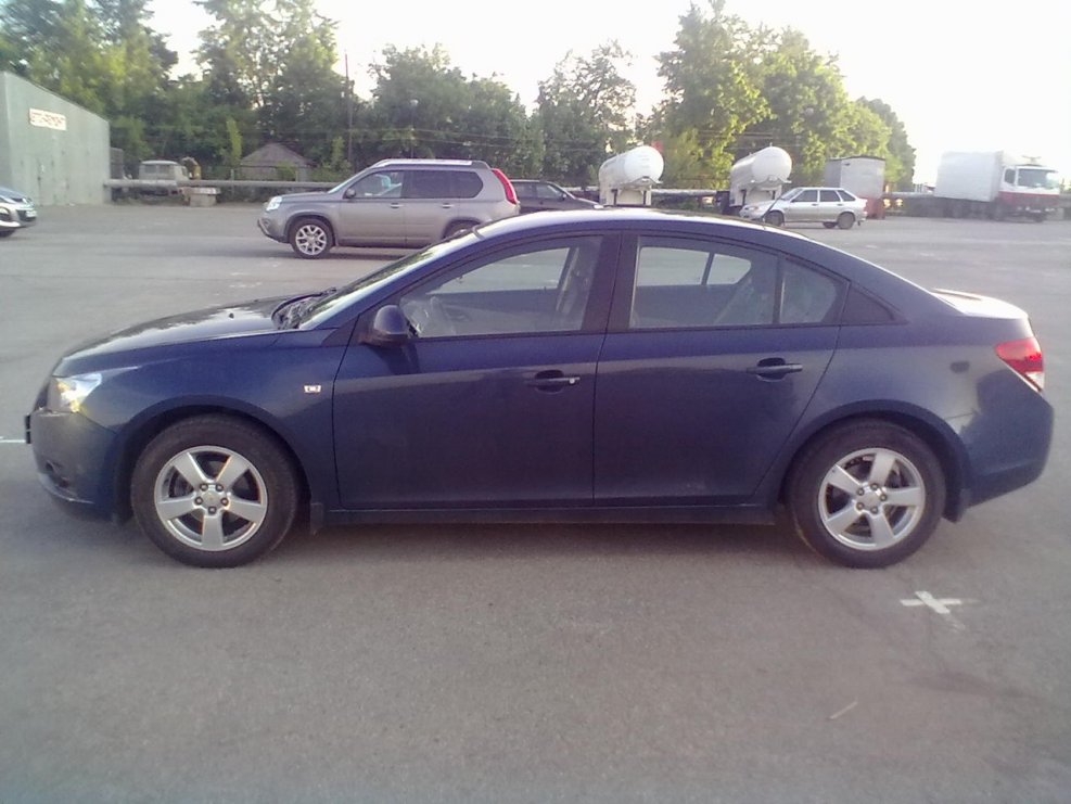 Chevrolet Cruze Blue