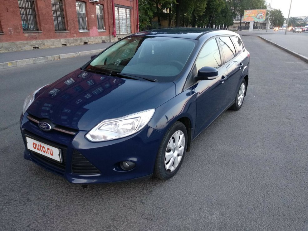 Ford Focus 3 универсал синий