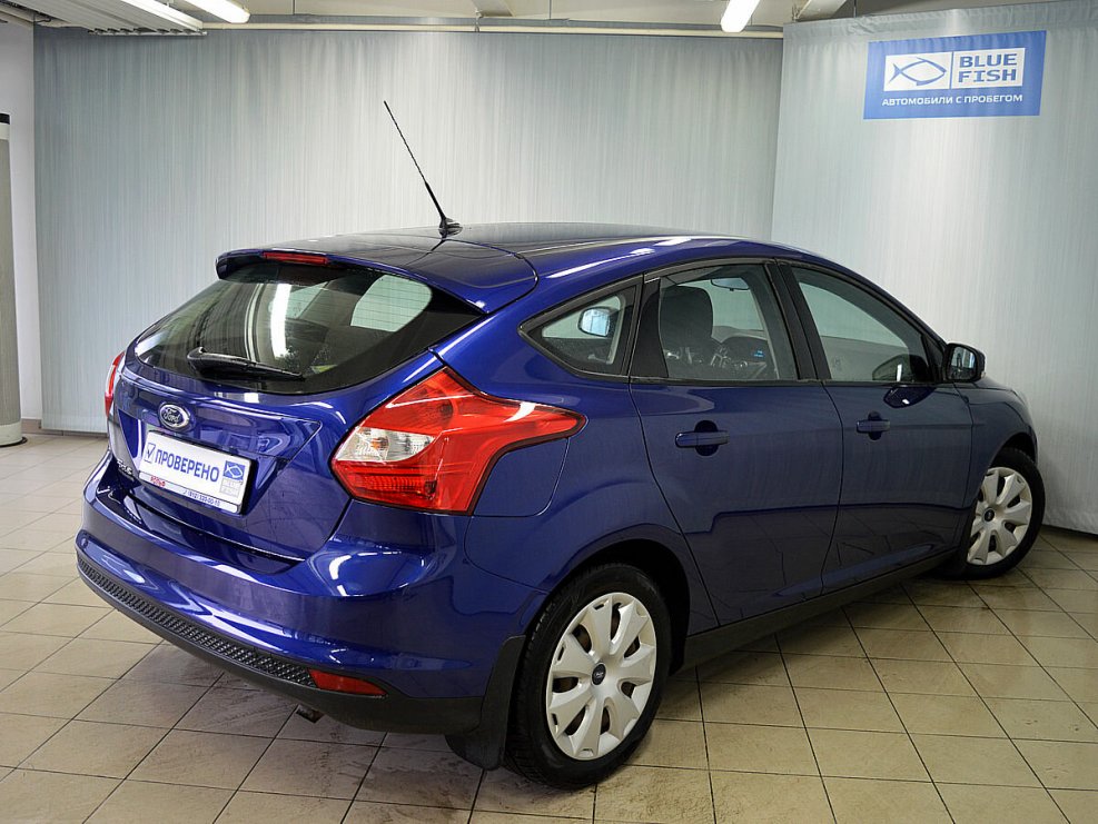Ford Focus 3 синий