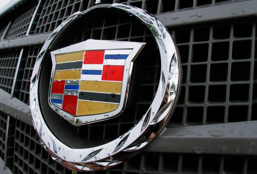 Cadillac Escalade 2021 лого