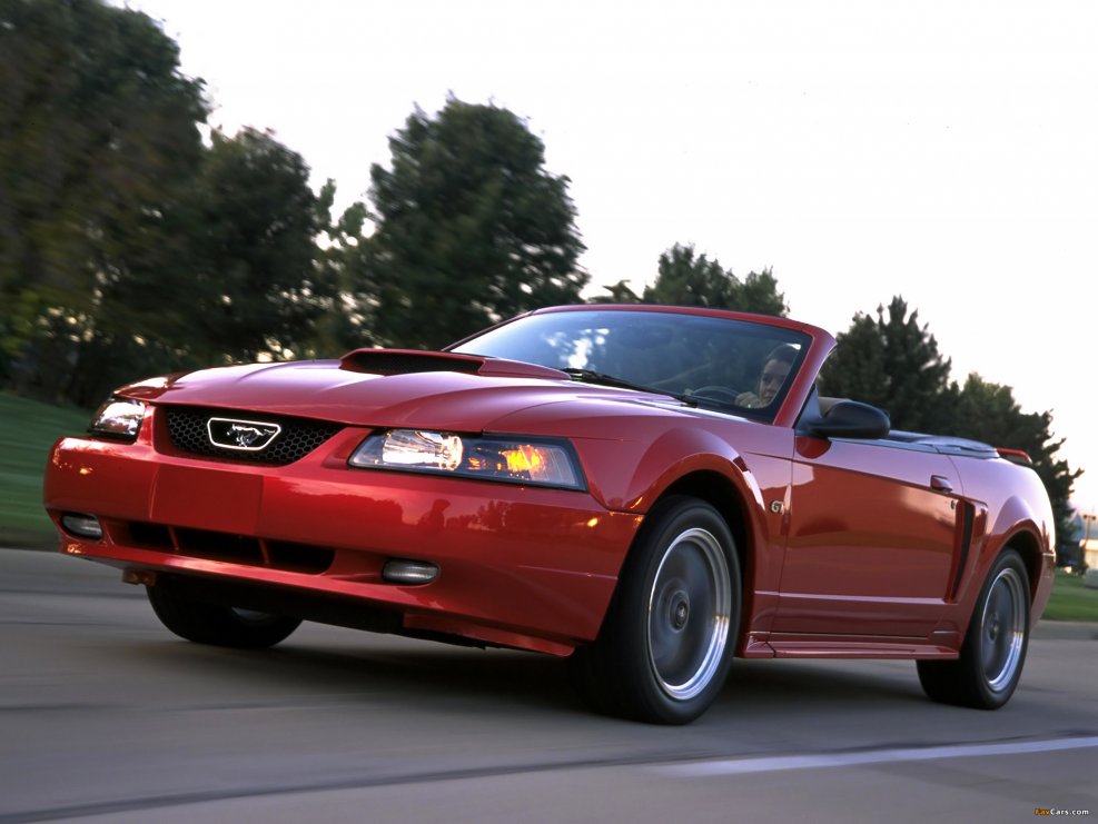 Ford Mustang gt 1999