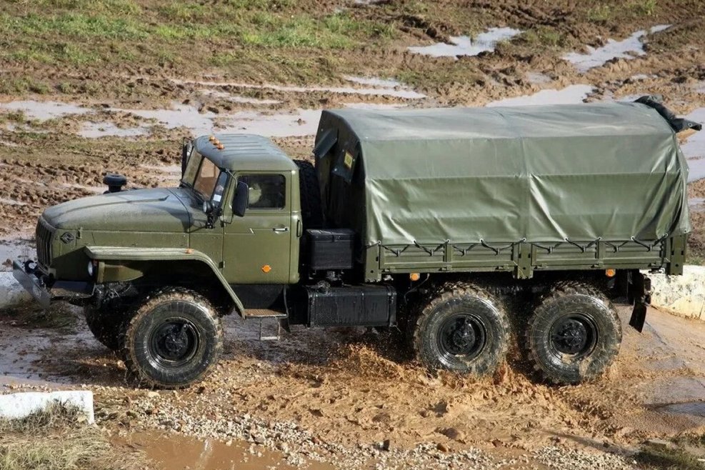 Урал 4320 военный