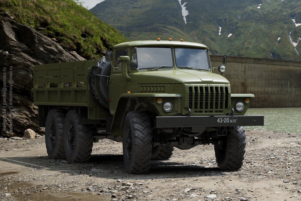 Военный тягач Урал 4320