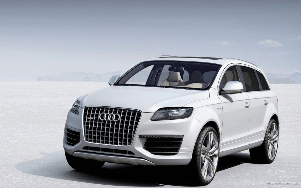 Audi q7 v12 белый
