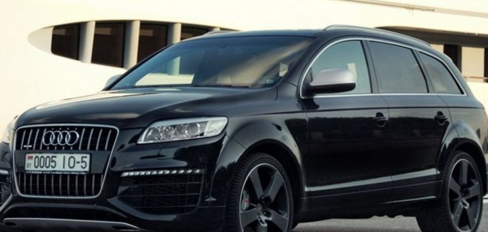 Ауди q7 черная
