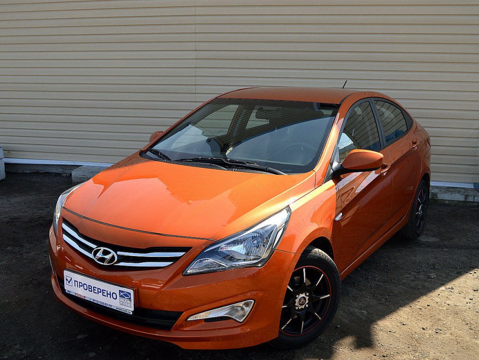 Hyundai Solaris 2014 оранжевый