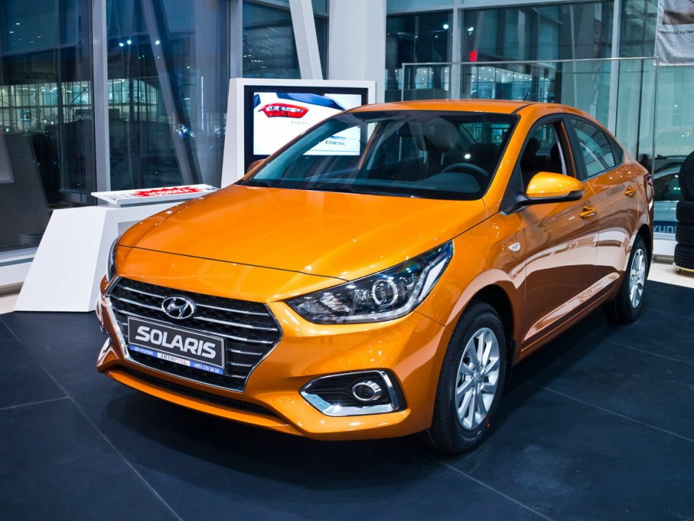 Hyundai Solaris II 2018 оранжевый