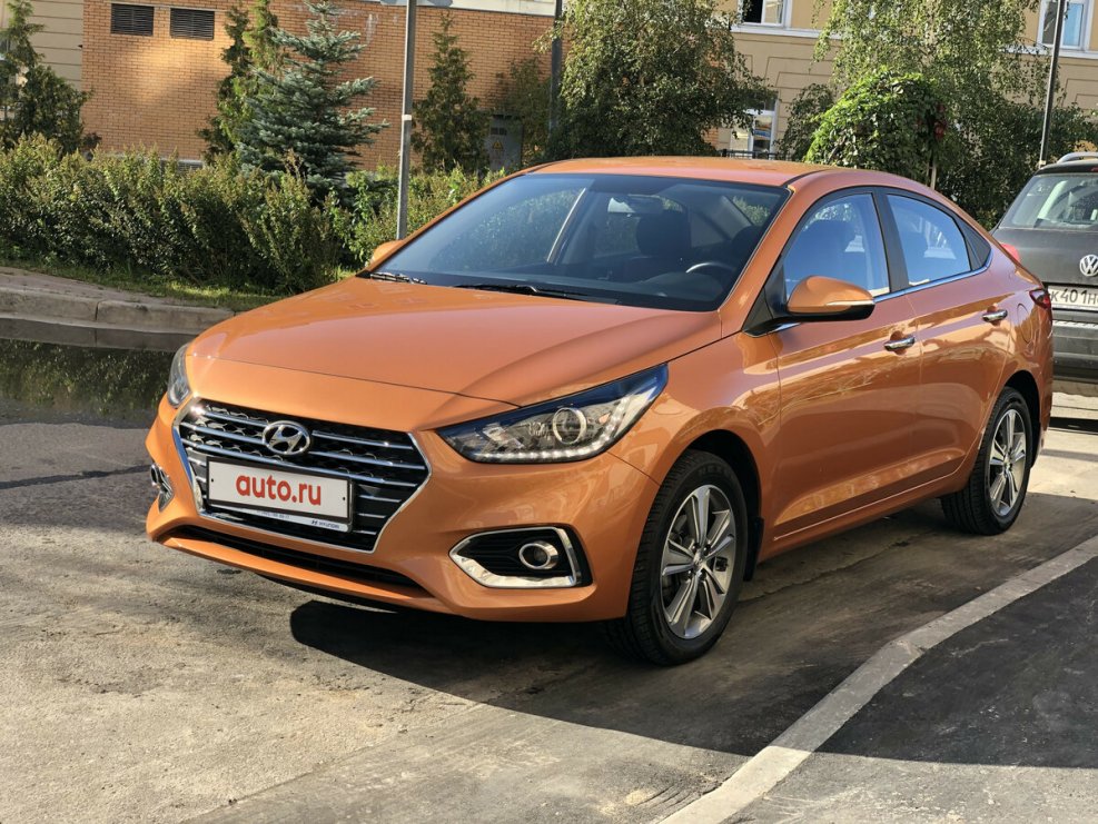 Hyundai Solaris II 2018 оранжевый