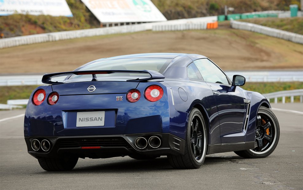 Nissan GTR r35 2013