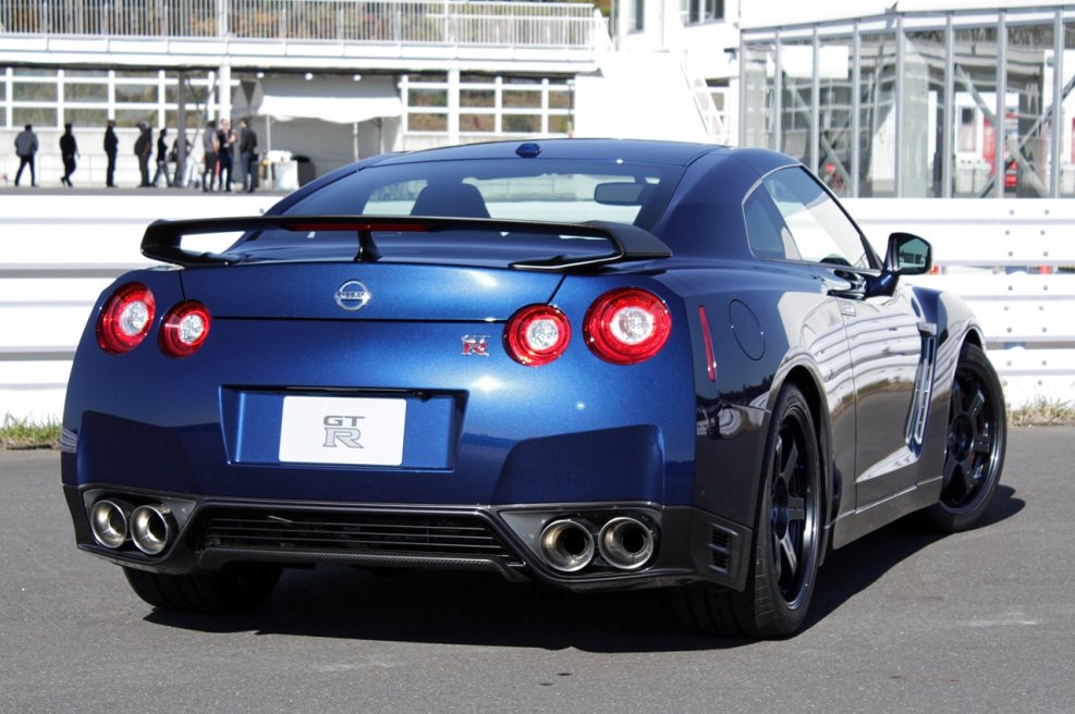 Nissan GTR 2015
