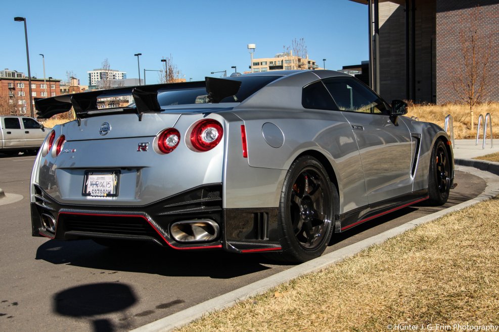 Nissan GTR 6