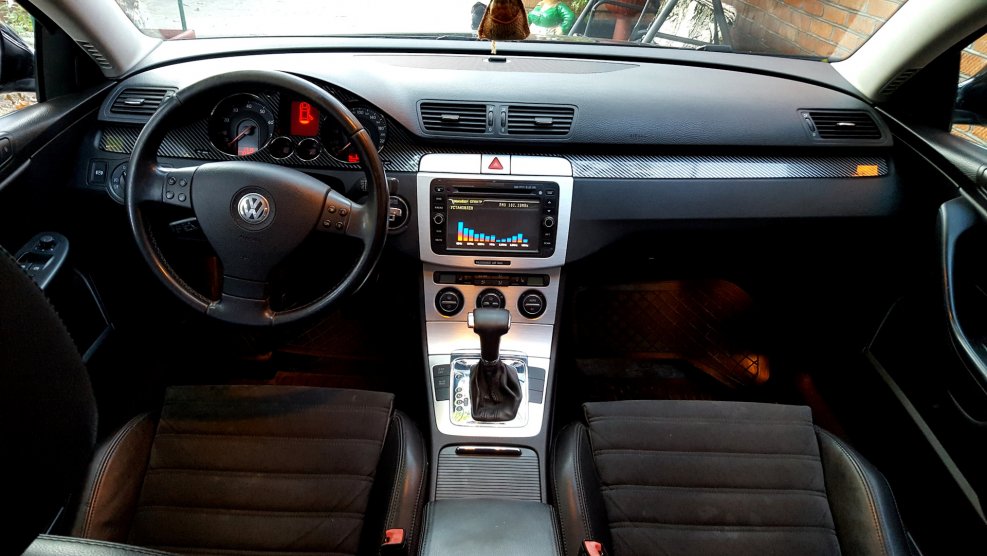 Volkswagen Passat b6 салон ночью