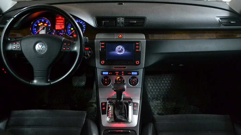 VW Passat b6 салон ночью
