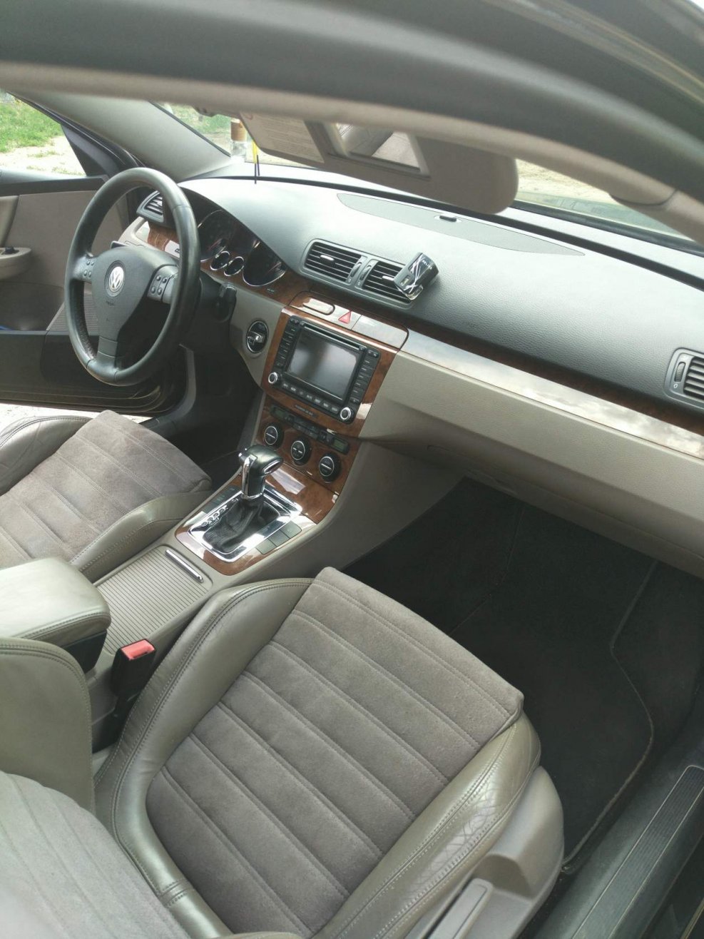VW Passat b6 салон