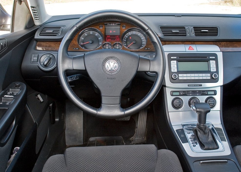 VW Passat b6 Interior