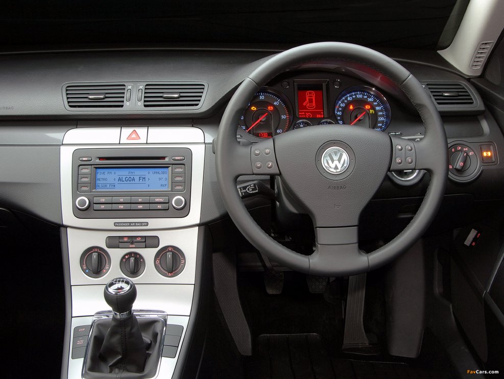 VW Passat b6 2005 салон