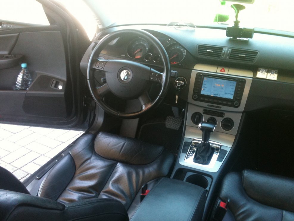 Volkswagen Passat b6 салон