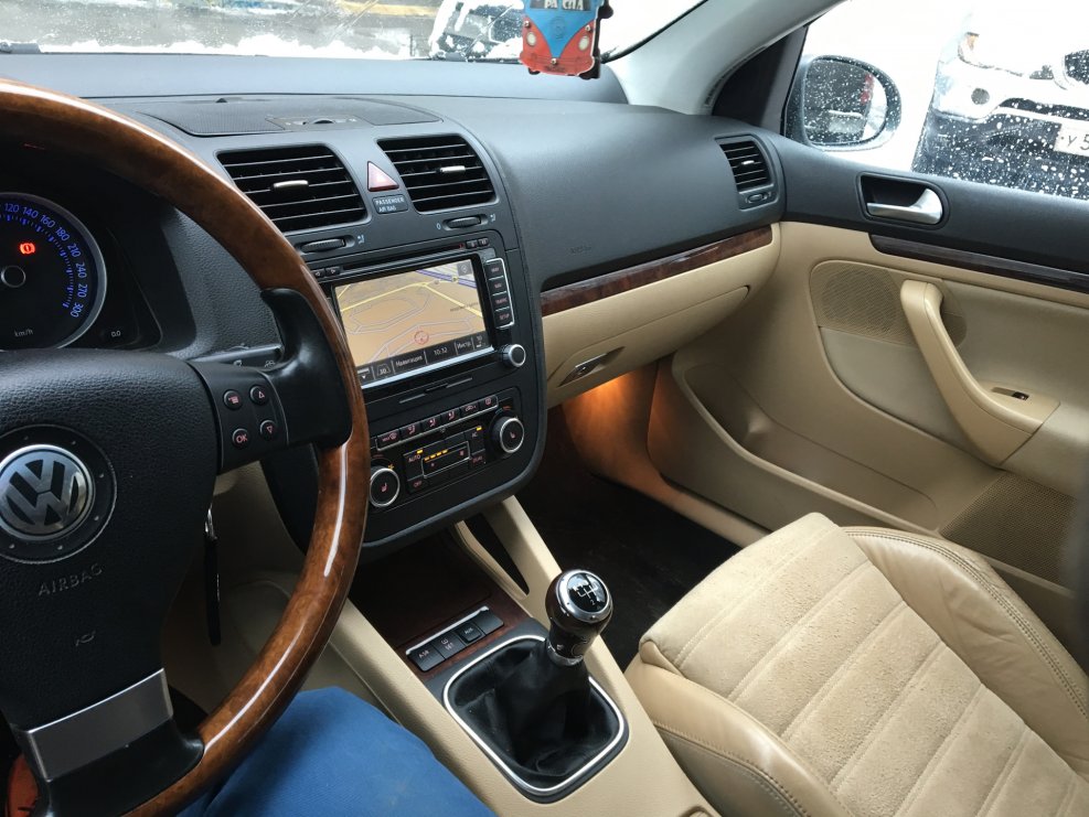 VW Passat b6 салон