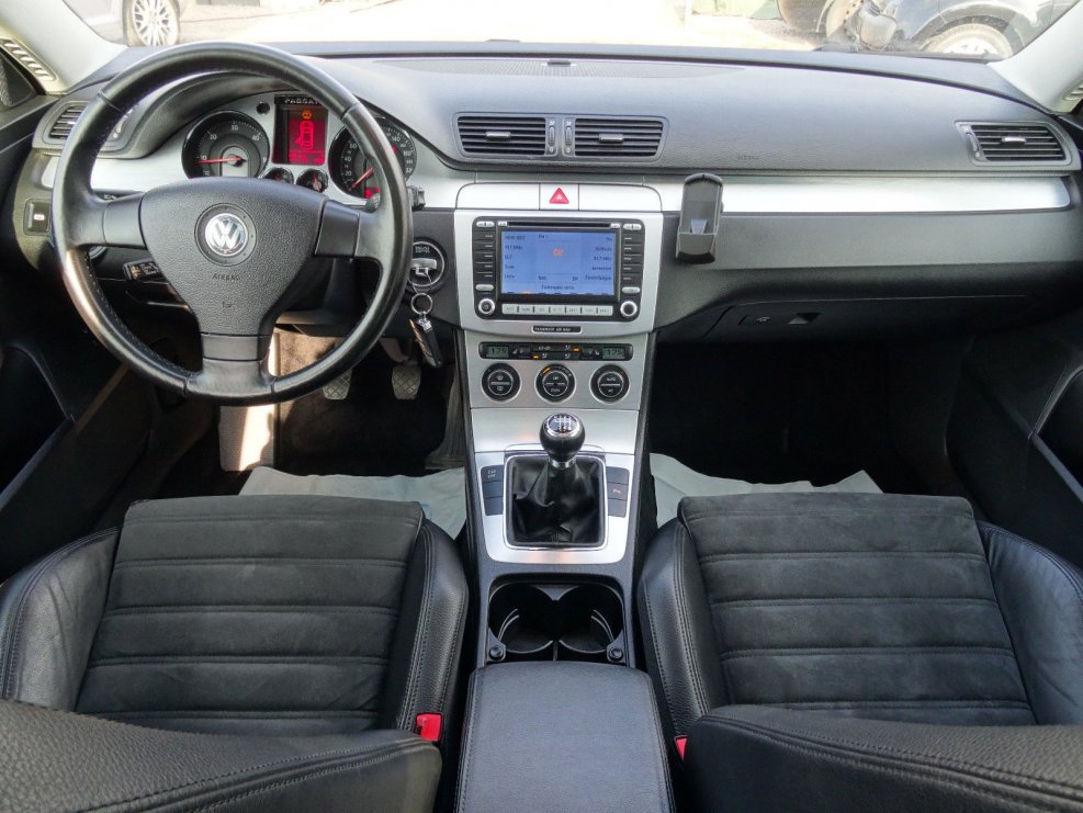 VW Passat b6 Interior