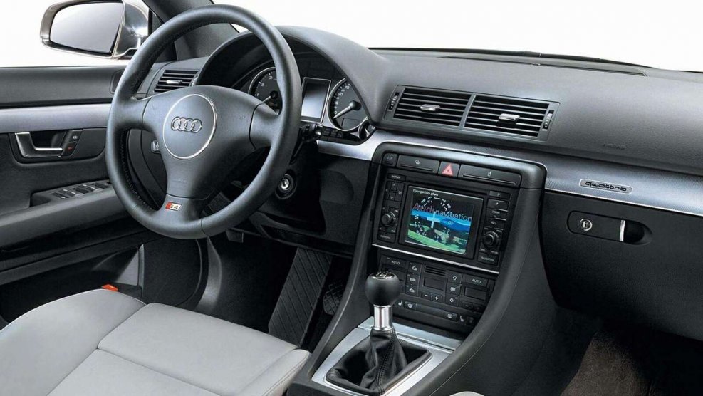 Audi a4 b6 универсал салон