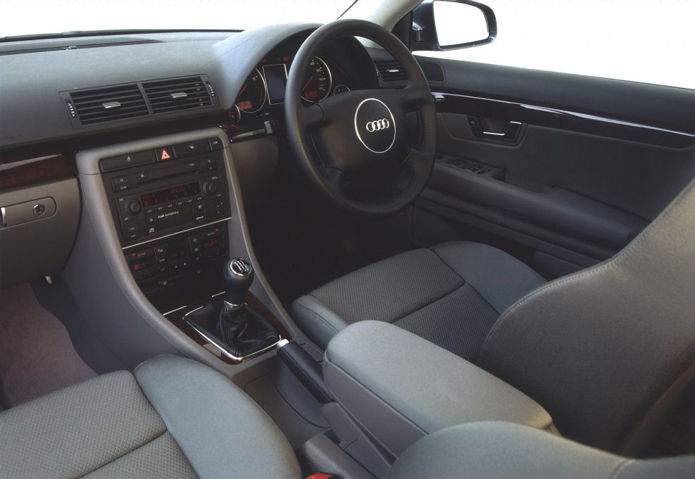 Audi a4 b6 2002 салон
