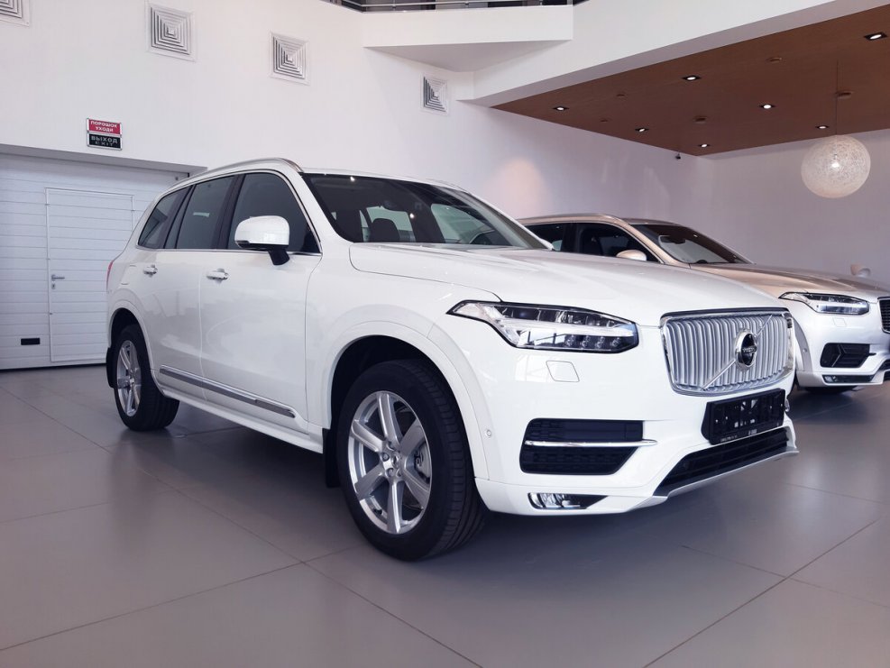 Вольво xc90 белый 2019