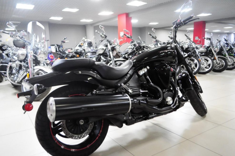 Kawasaki Vulcan 900 Custom оранжевый