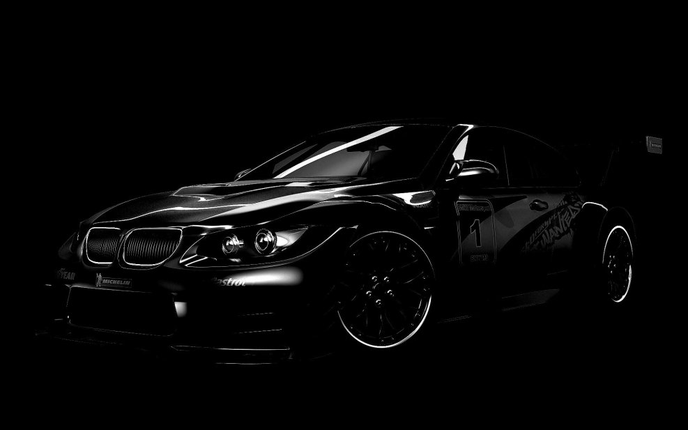 BMW черная