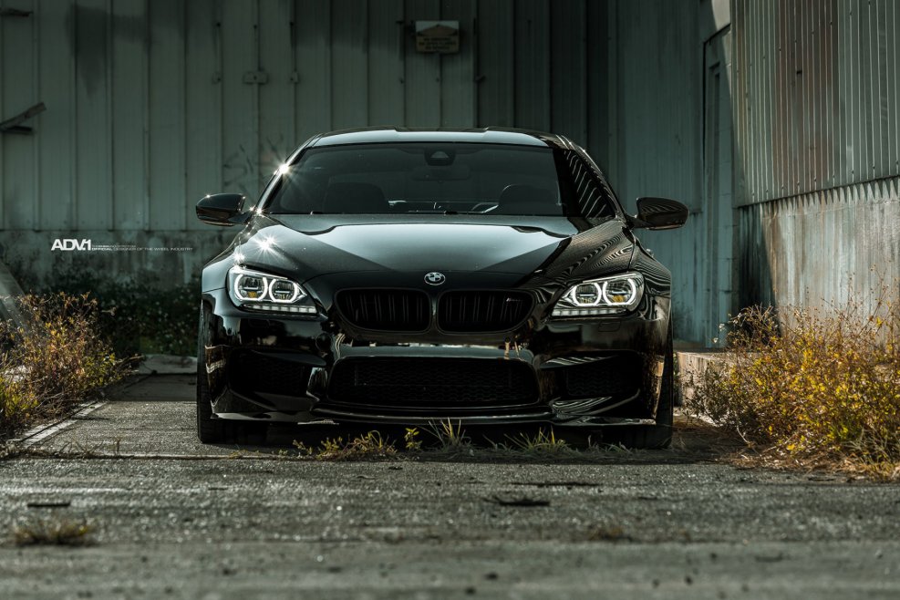 BMW m6 черная