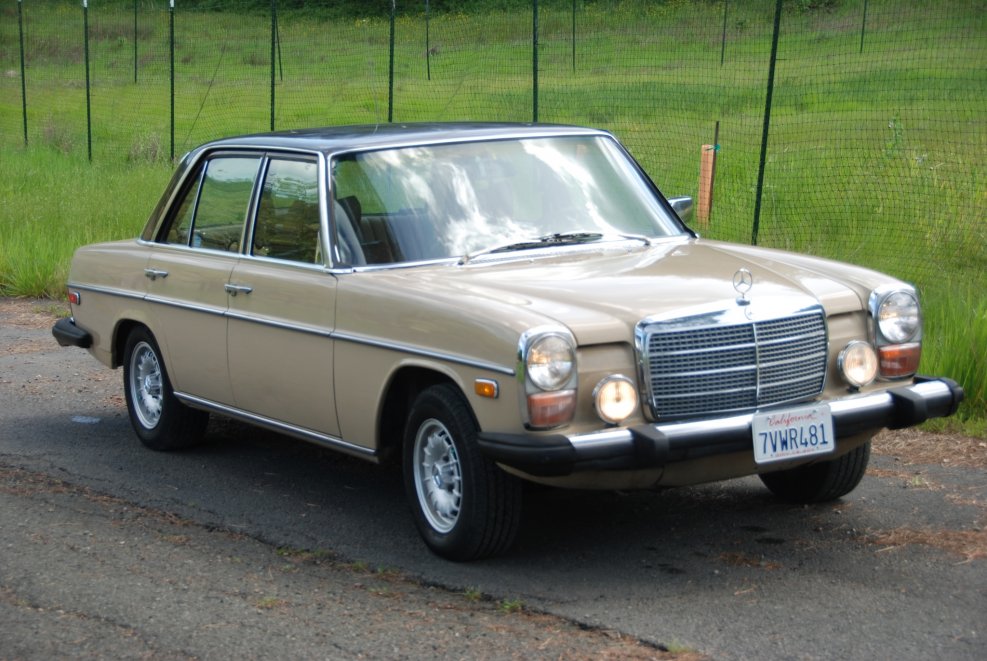 Mercedes Benz 300d 1975